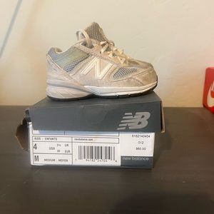 Toddlers New balance sneakers 4C